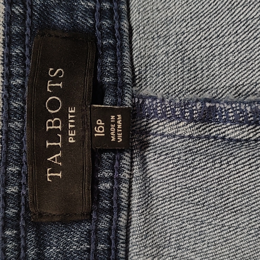 Women's jean skirt by TALBOTS. Size 16P - Picture 5 of 7